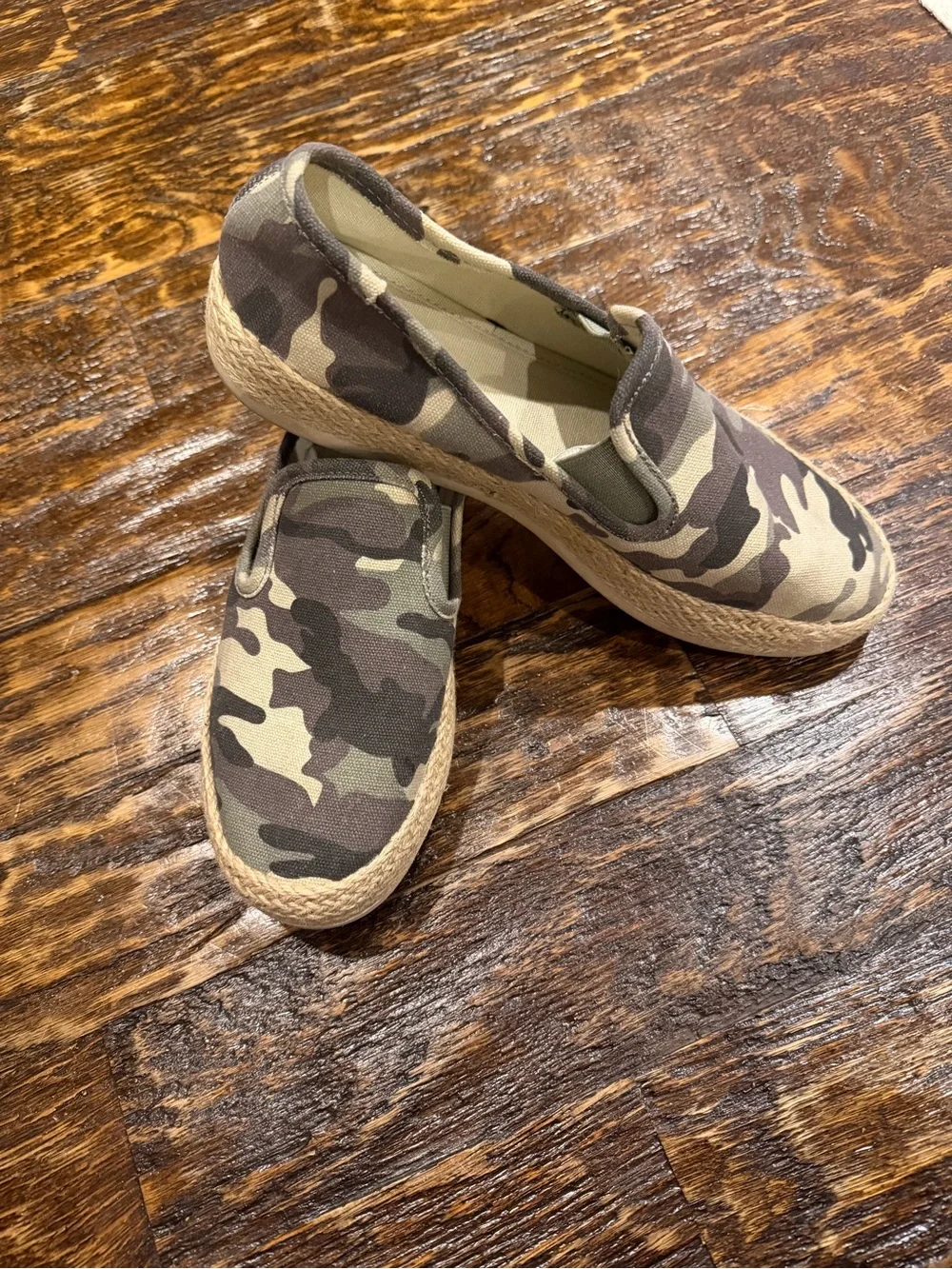 Esprit Women’s Erika Camouflage Slip-On Espadrilles - Green & Brown